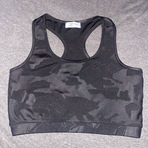 Black camo sports wear from cm fashion. New never worn